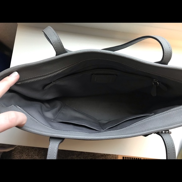 Coach City Tote - Picture 4 of 4